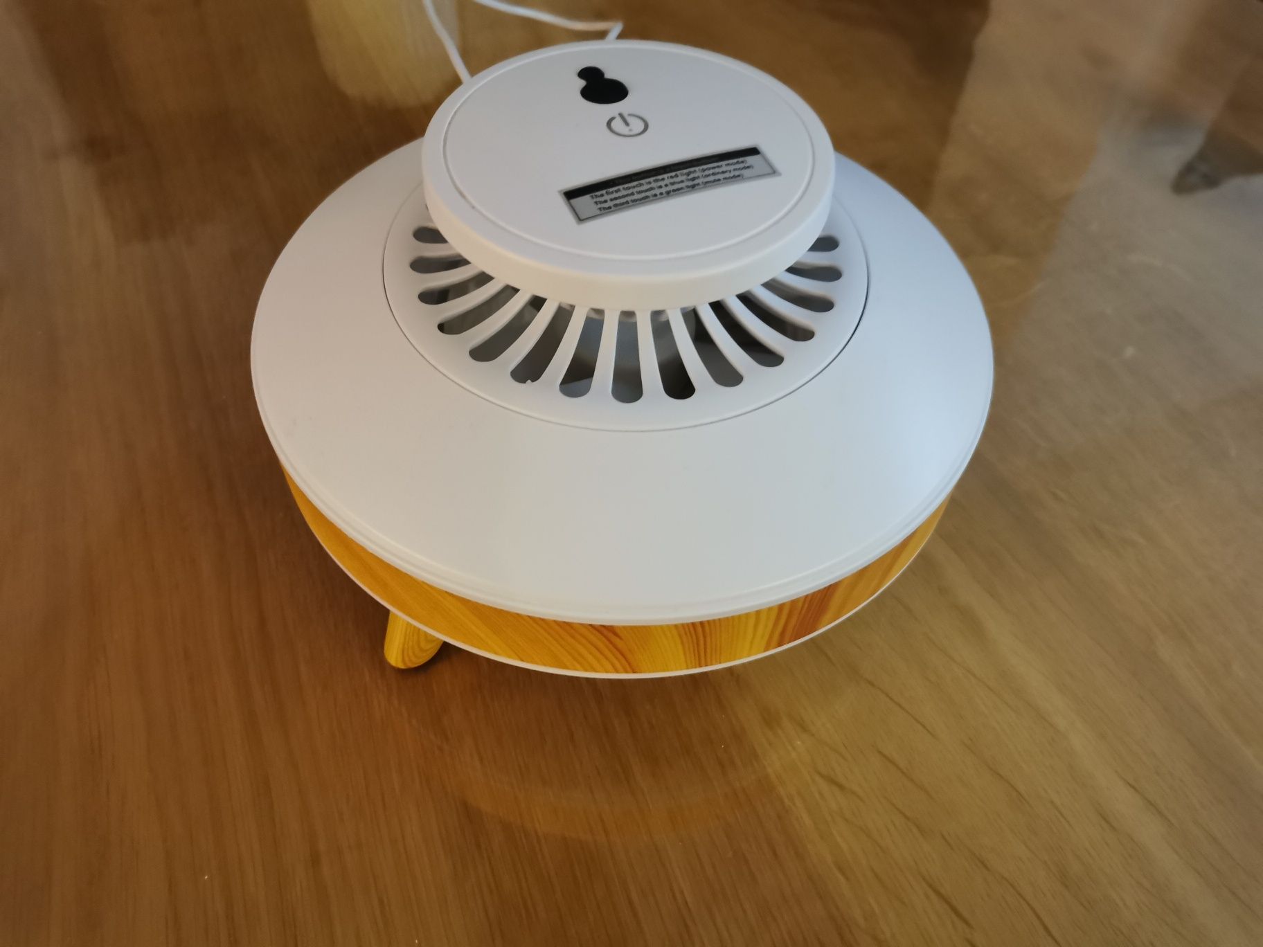 Lampa owadobojcza, pułapka na owady.