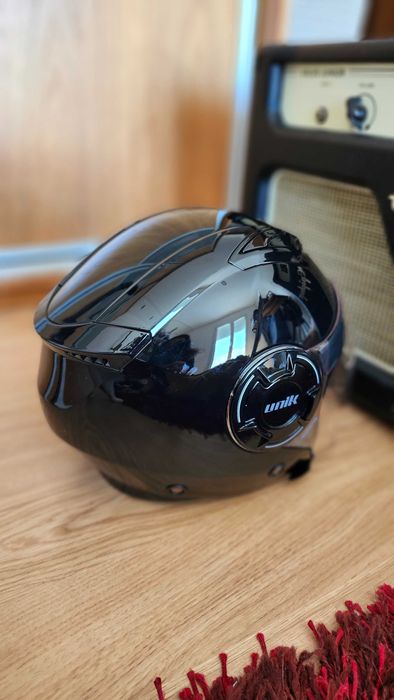 Casaco e capacete de mota novos para mulher