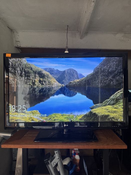 Телевізор LG 42 дюйма плазма (00137)