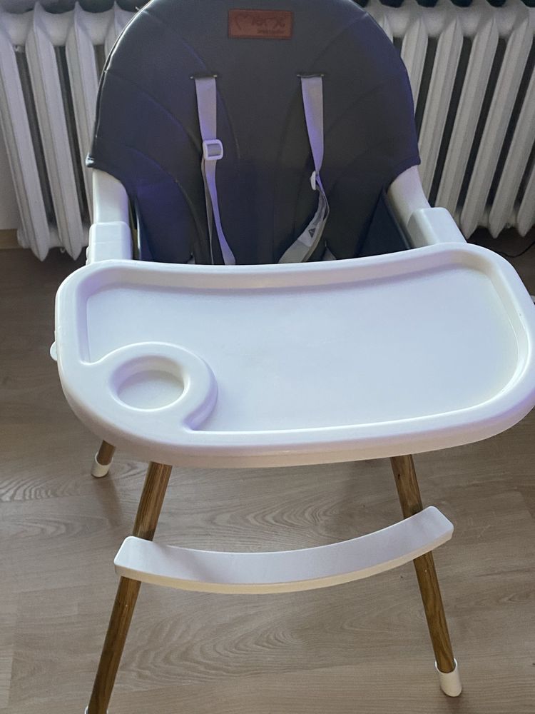Krzeslko do karmienia dla dziecka