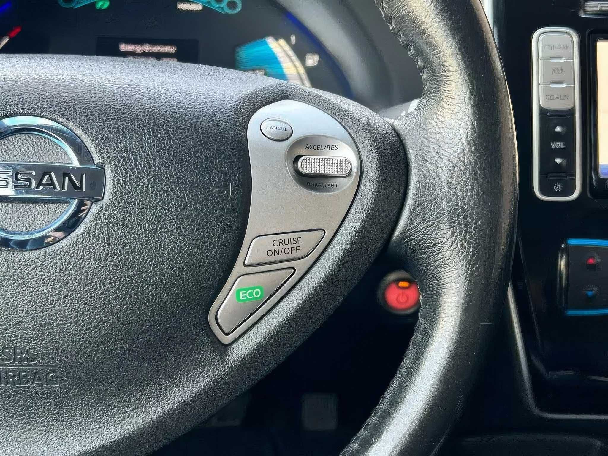 2015 Nissan LEAF SL