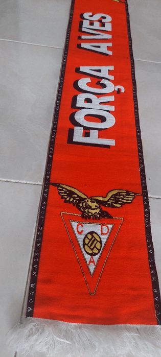 Cachecol do antigo CD Aves