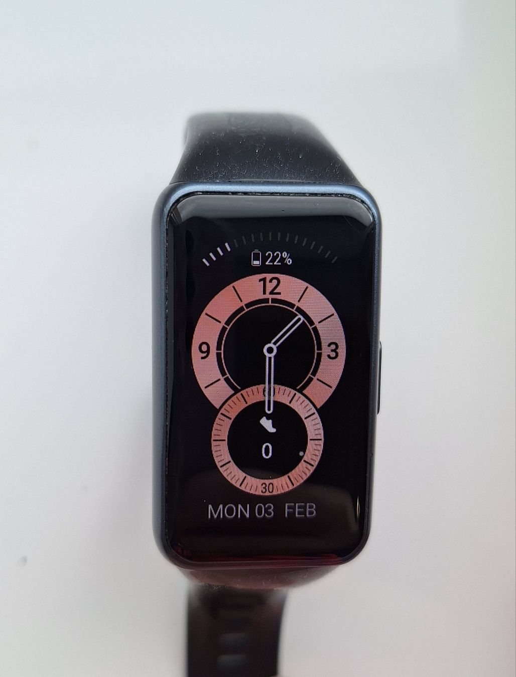 Продам фітнес-браслет Huawei band 6