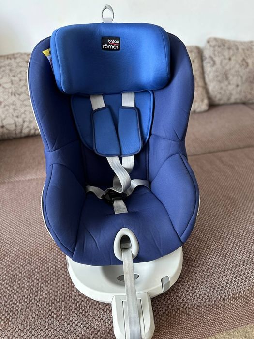 Britax Romer dual fix 0-18  поворотна база і вкладка для немовлят