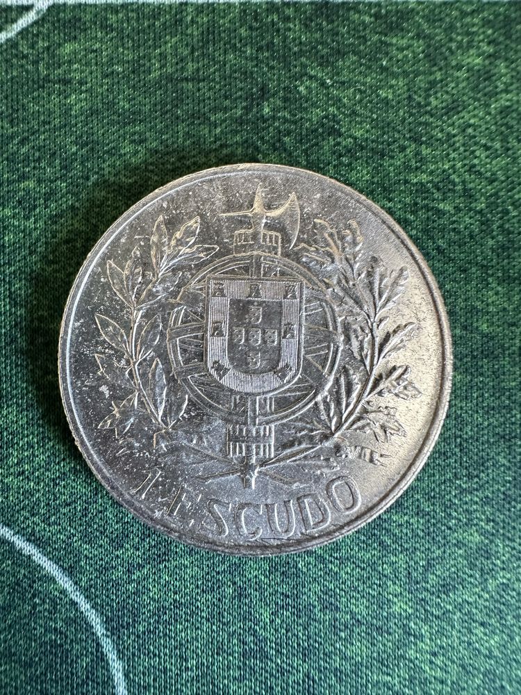 Vendo moedas variadas