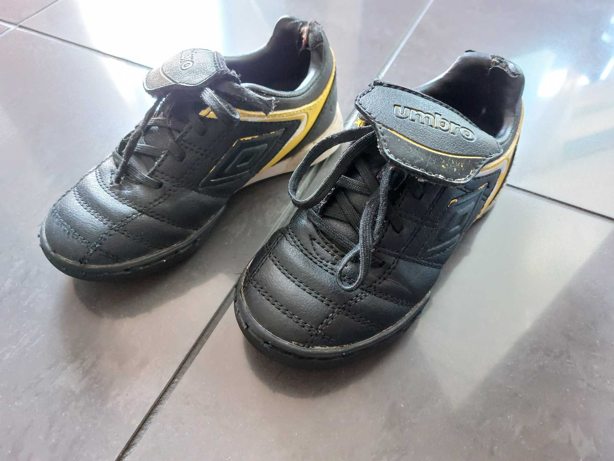 Buty dla chłopca umbro .