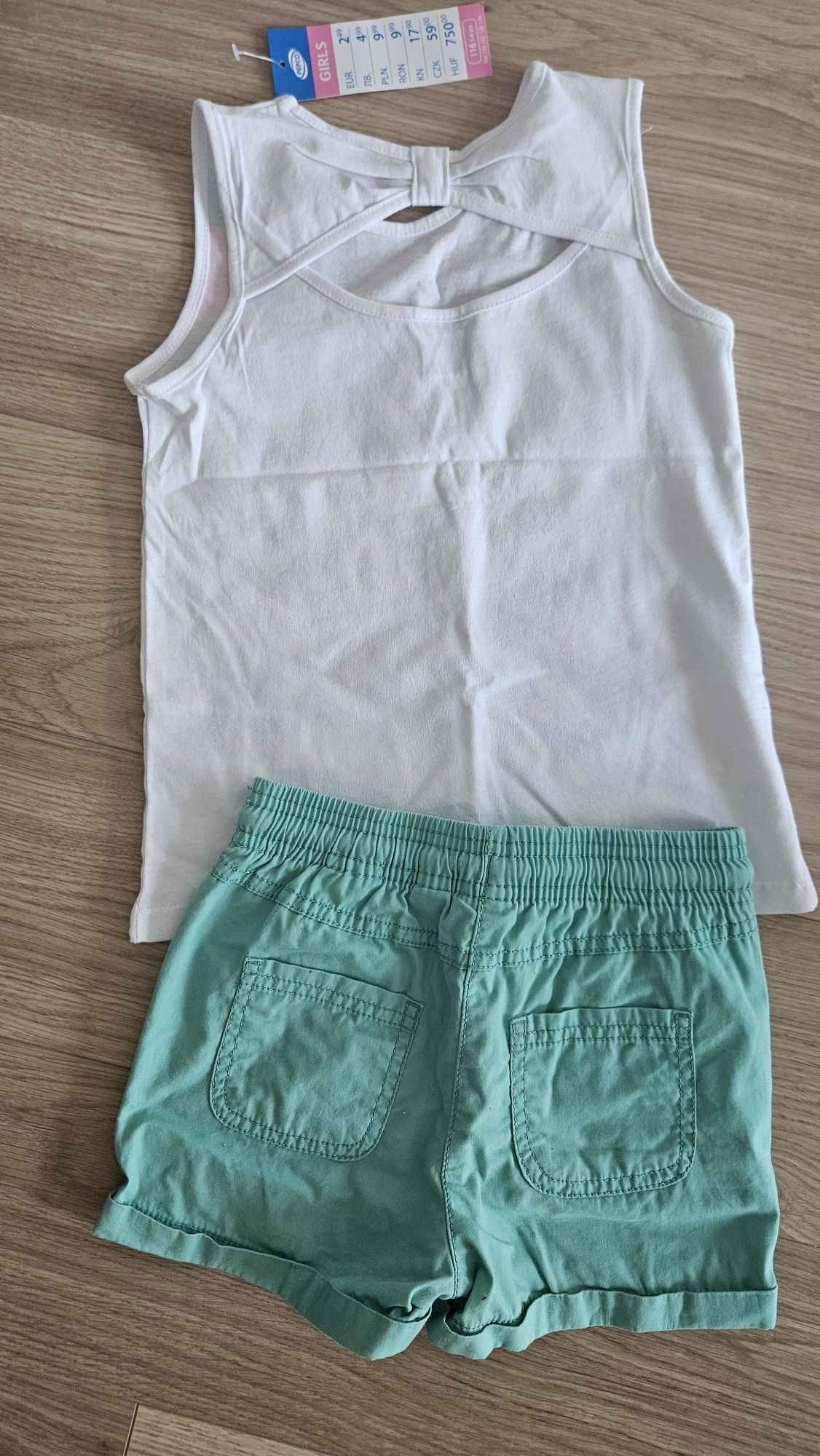 Komplet nowy tshirt i spodenki lupilu 110-116