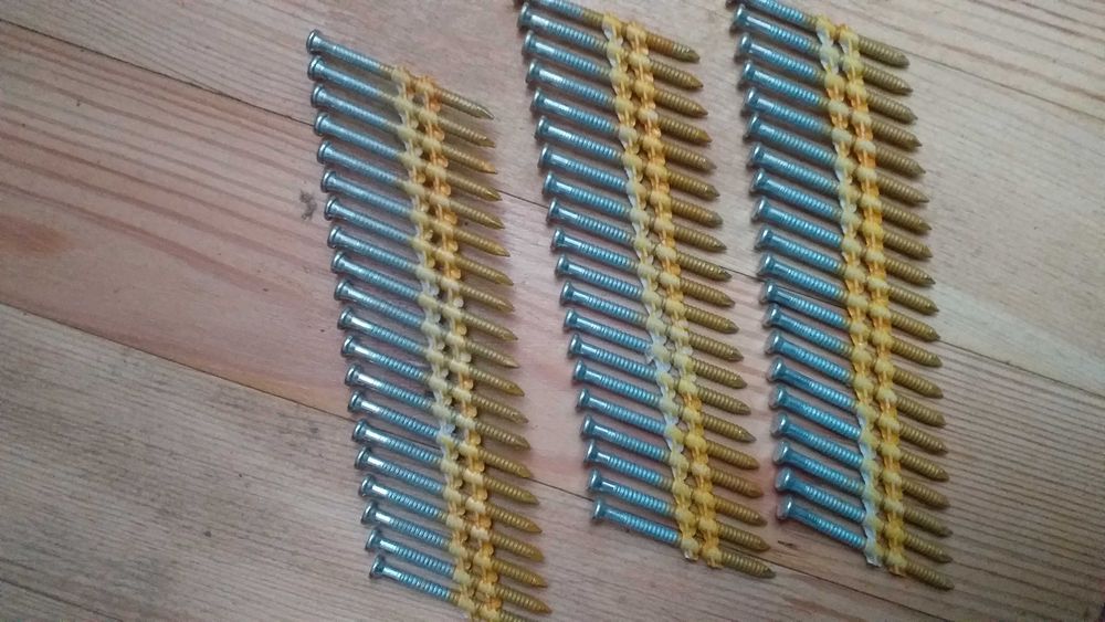 Gwoździe do gwoździarki na taśmie plastykowej - 60 mm - 800 sztuk