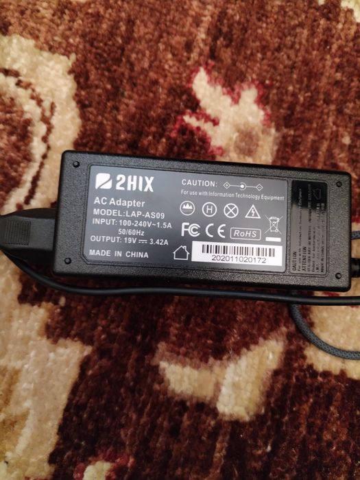 Asus VivoBook i7 com reconhecimento facial