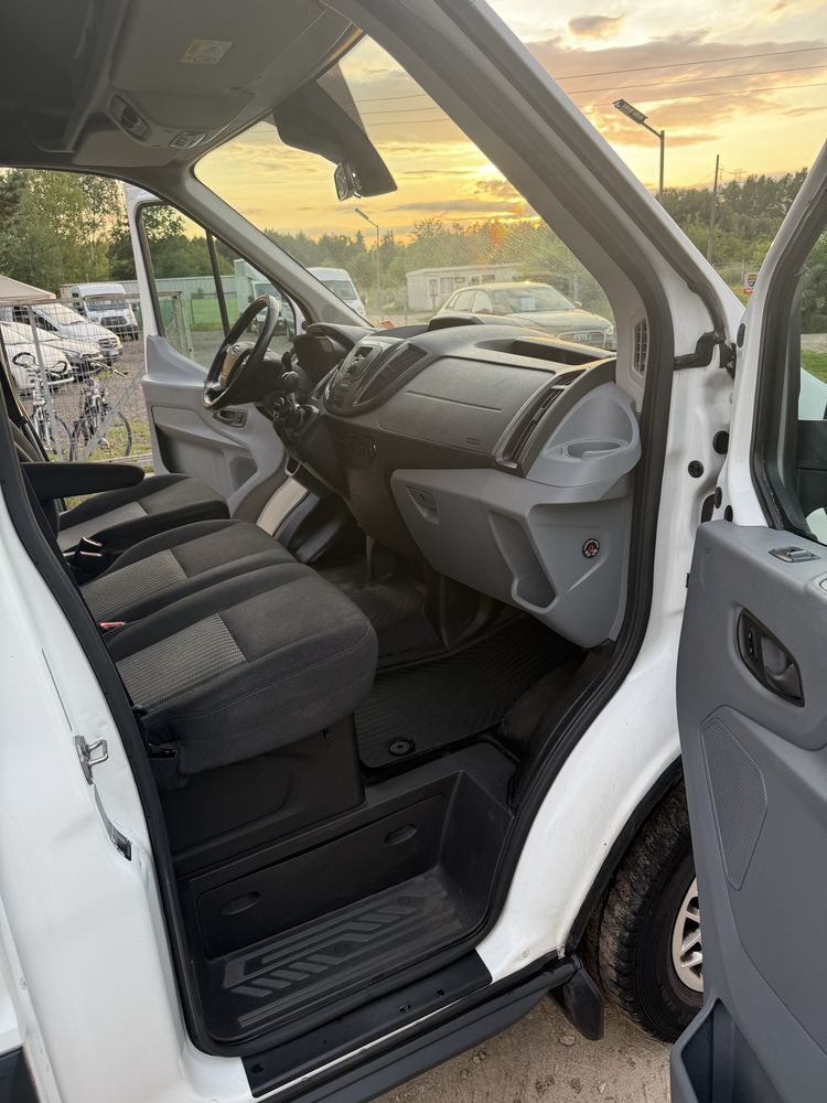 Ford Transit 2,2 Max 2016r 9 Osobowy Projekt pod kampera