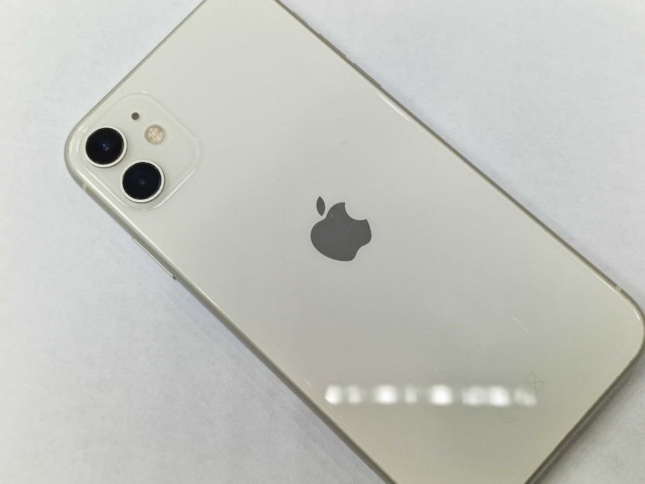 Iphone 11 64GB/ White/ Biały/ Bateria 100%/ Gwarancja/ Grade A- + łado
