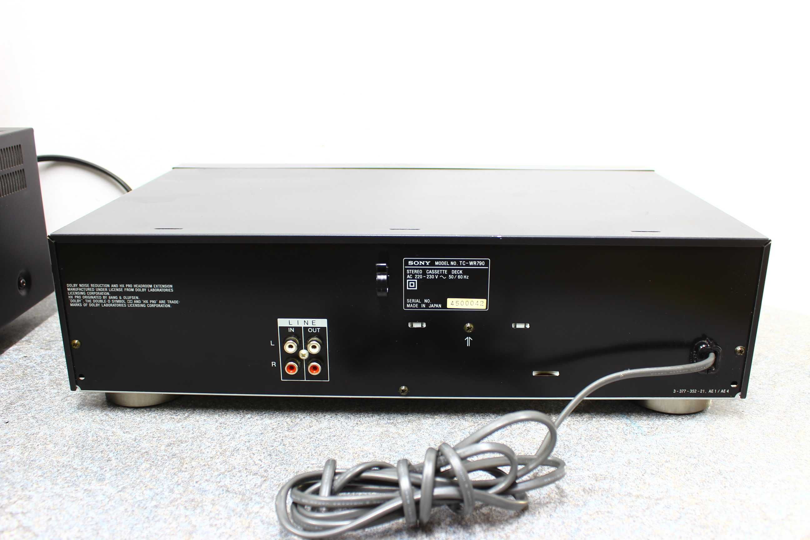 Magnetofon Sony TC-WR790