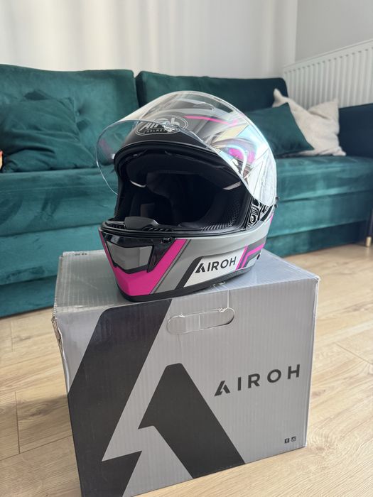 Kask motocyklowy Damski Airoh ST.501 Square Helm (czarny mat/różowy XS