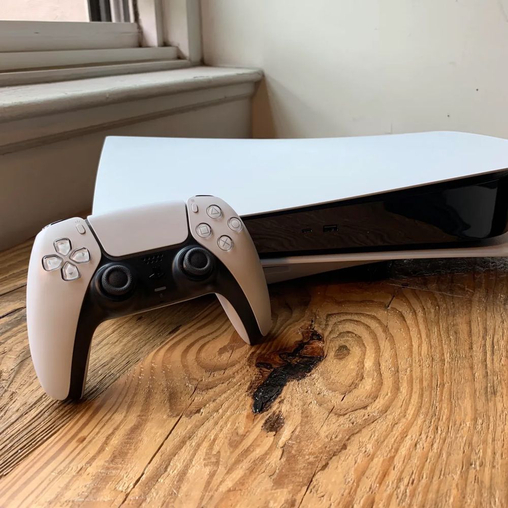 Playstation 5 com muito pouco uso.
