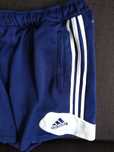 ADIDAS. Krótkie spodenki męskie.