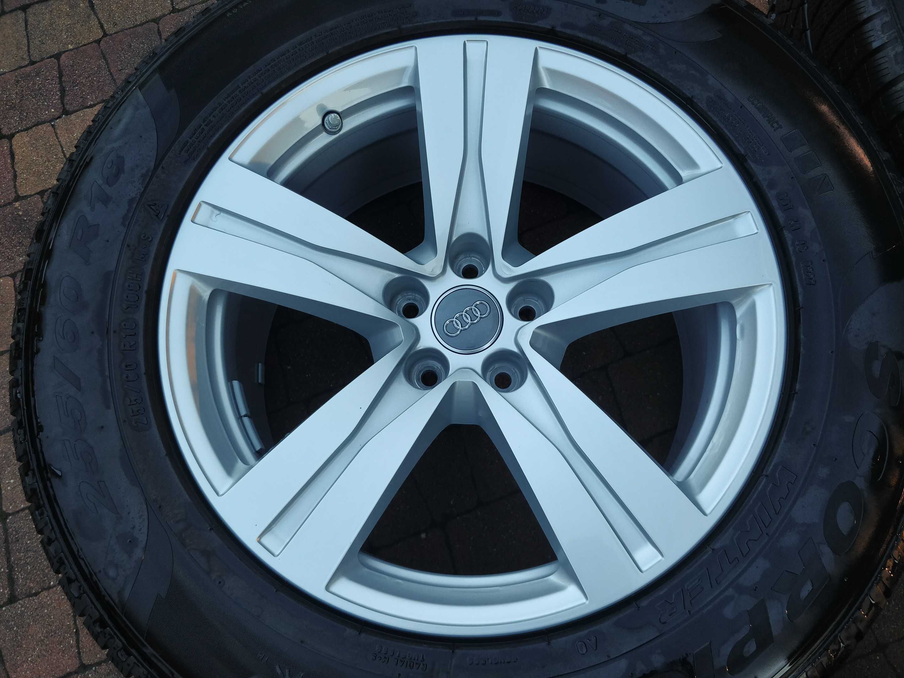 3493. Koła zimowe Audi Q7 4M0 oryginalne 5x112 ET25 255/60/18 Pirelli