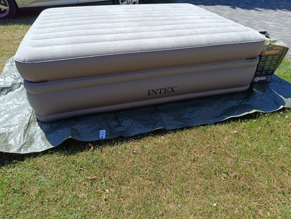 Materac intex dwuosobowy