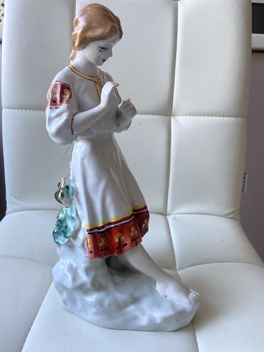 Ворожіння на ромашці. Порцелян