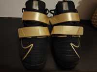 Nike Romaleos 4 preto dourado