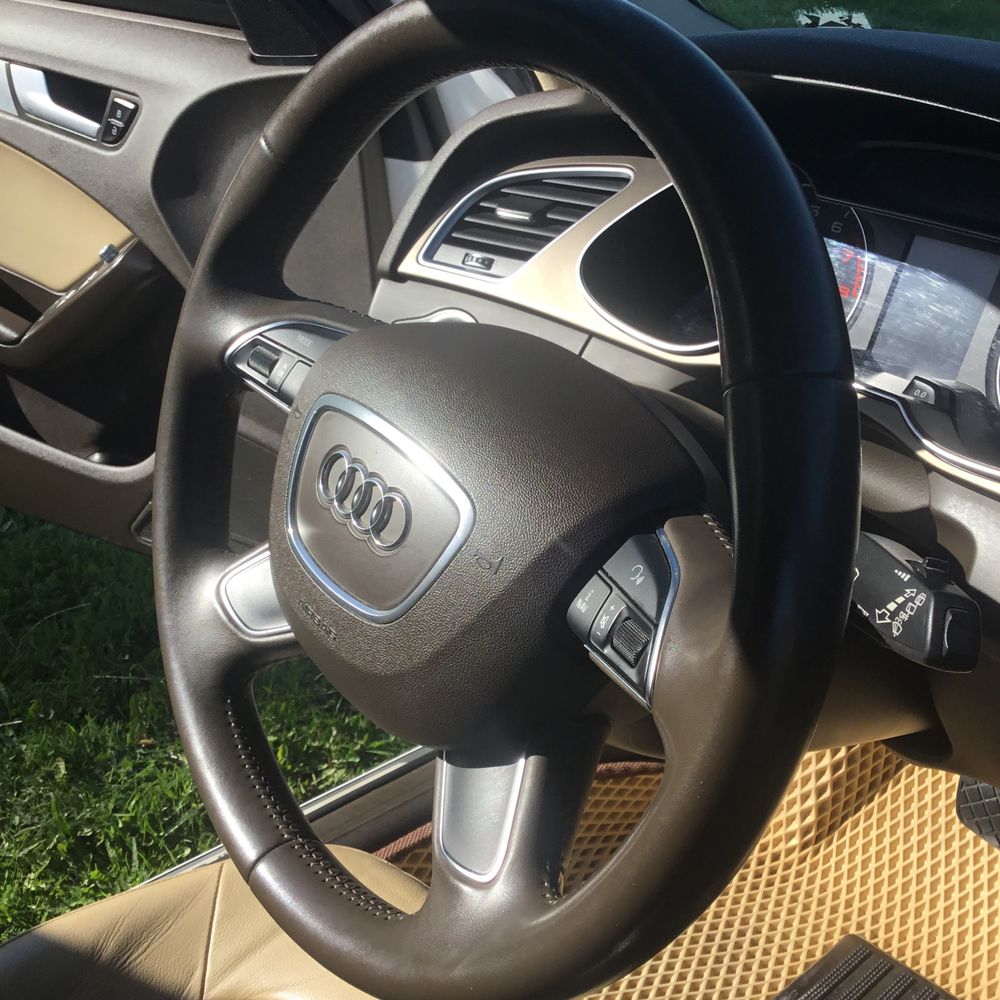 Audi A4 B8 Allroad 2014 рік 2.0 TFSI