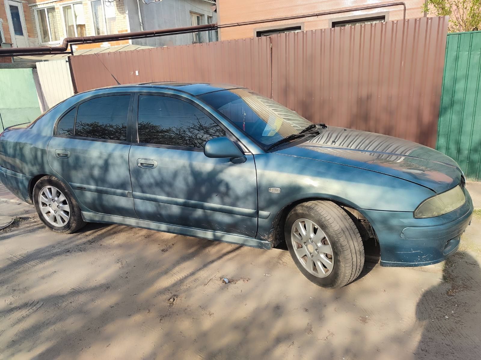 Mitsubishi Carisma ресталінг 2003