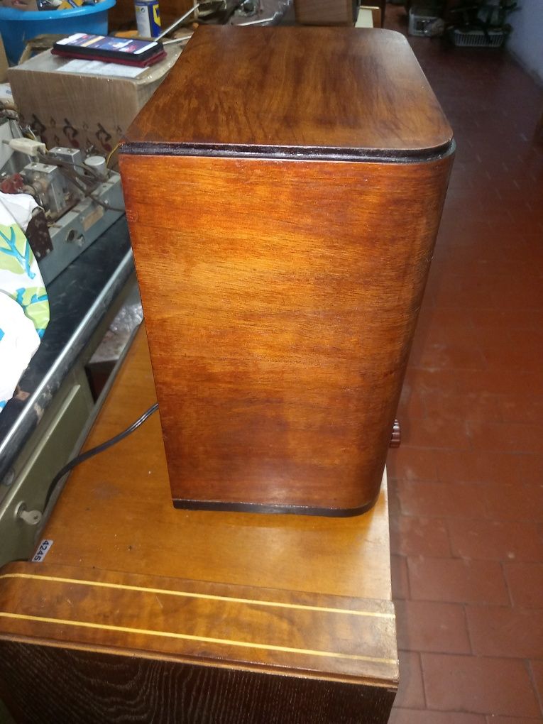 Radio antigo CROSLEY