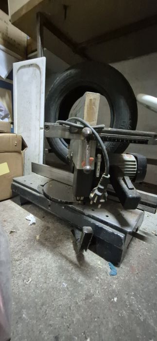 Máquina de corte Alumínio