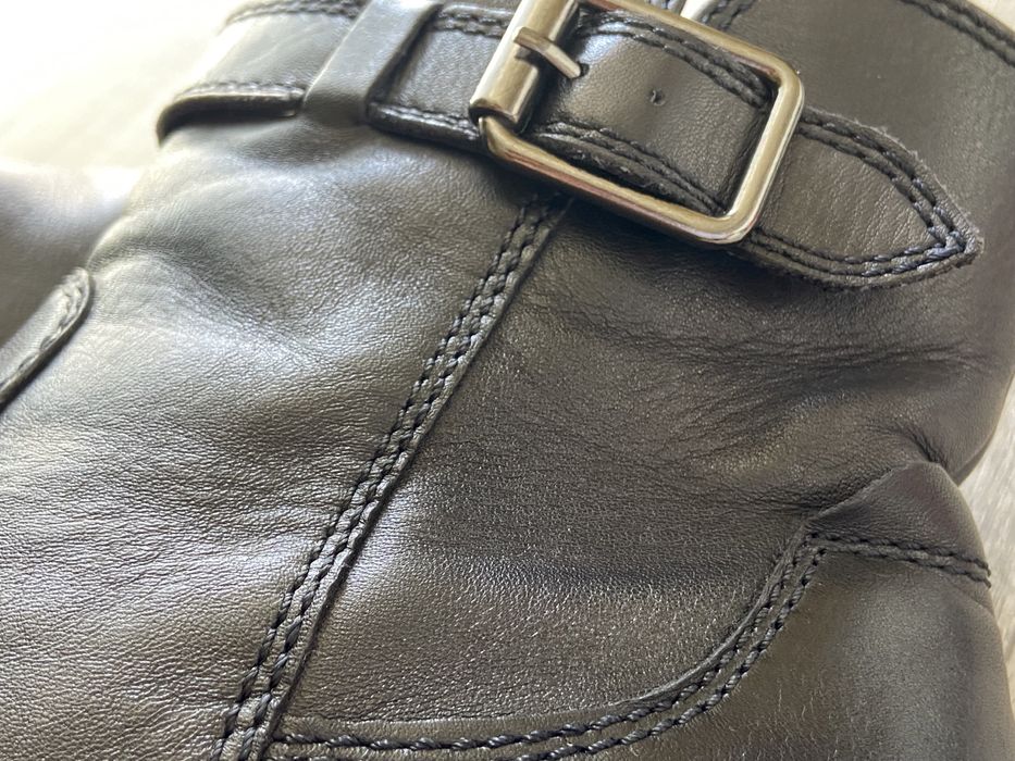 Жіночі шкіряні черевики на підборі демисезон