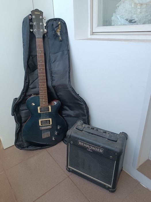 Електрогітара Yamaha les paul