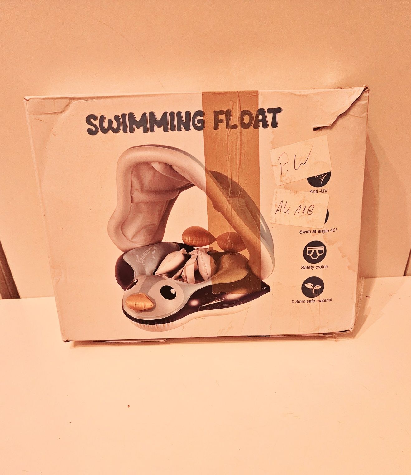 Koło do pływania dla niemowlaka
