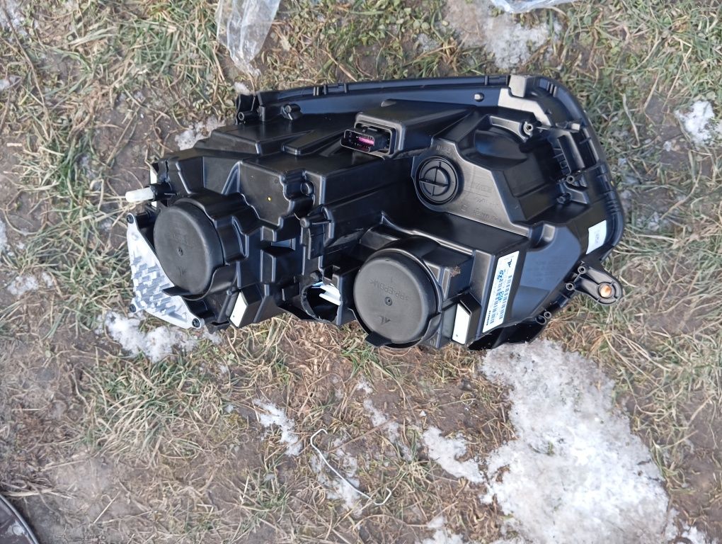 Lampa reflektor prawy przód Dacia Duster II 2 LED Oryginał Europa