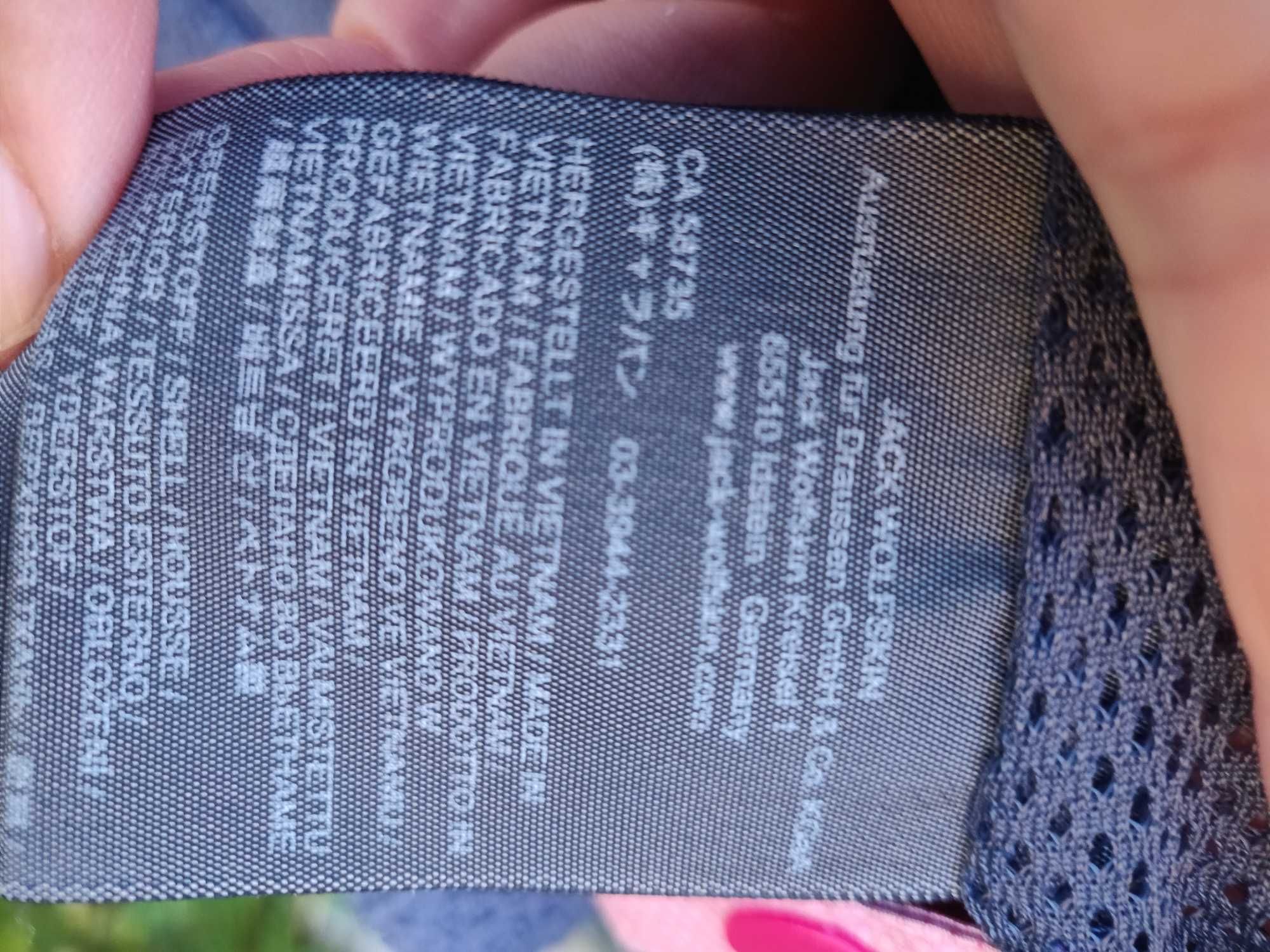 Parka dziewczęca Jack Wolfskin.