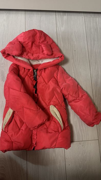 Зимняя курточка для девочки