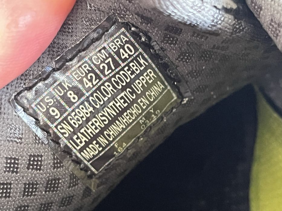 Шкіряні 42 розмір кросівки Skechers оригінал