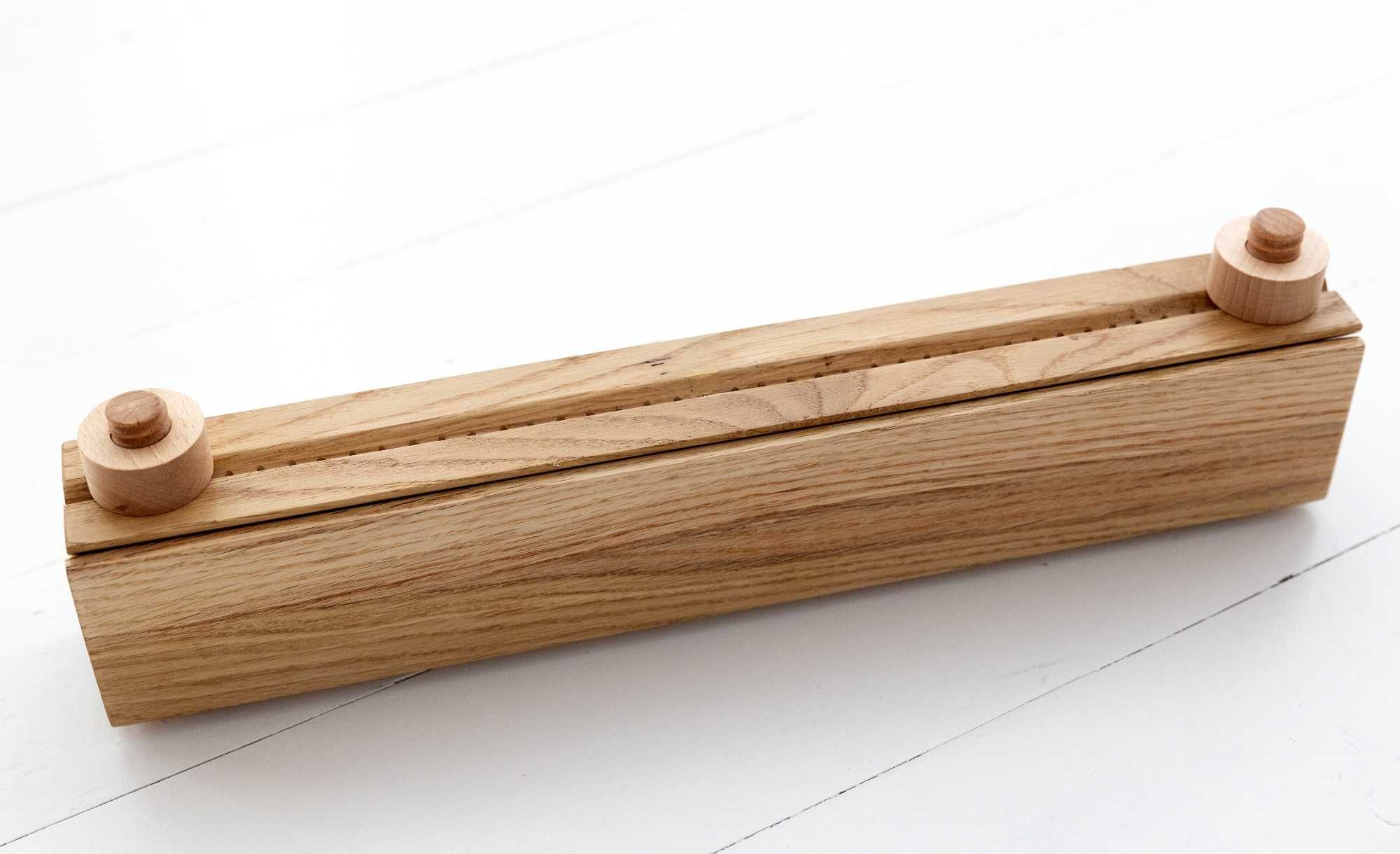 Podstawka introligatorska - Bookbinding cradle for punching