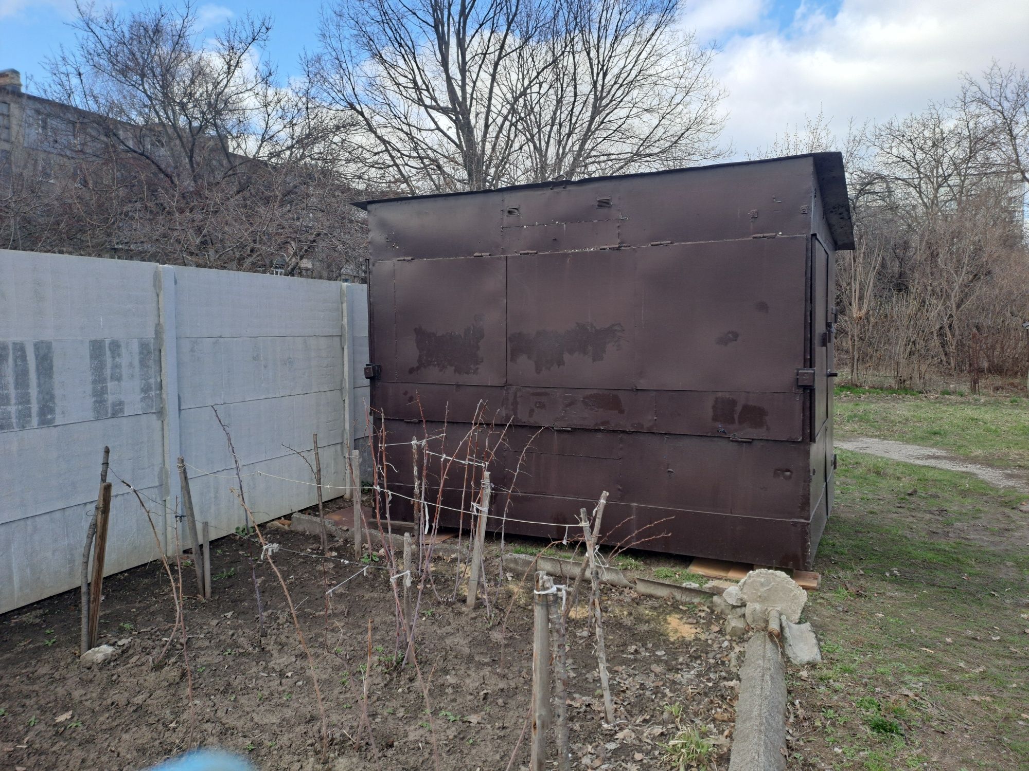 Продам металевий кіоск, ларек,гараж. Також  можливій обмін.