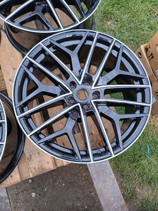 A1192. ATS 10 x 22 ET35 rozstaw 5x120 TESLA