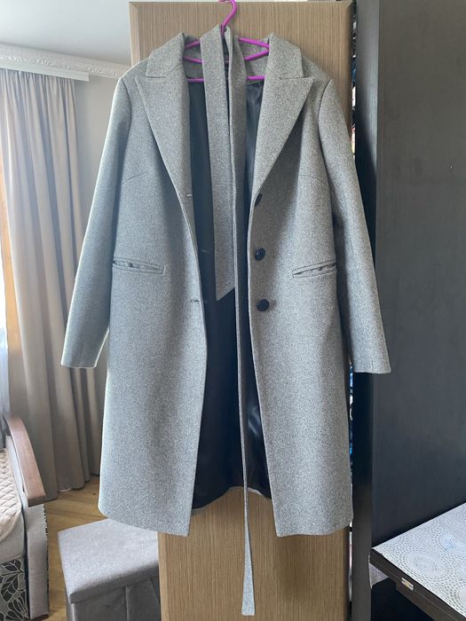 Продам осіннє пальто нове