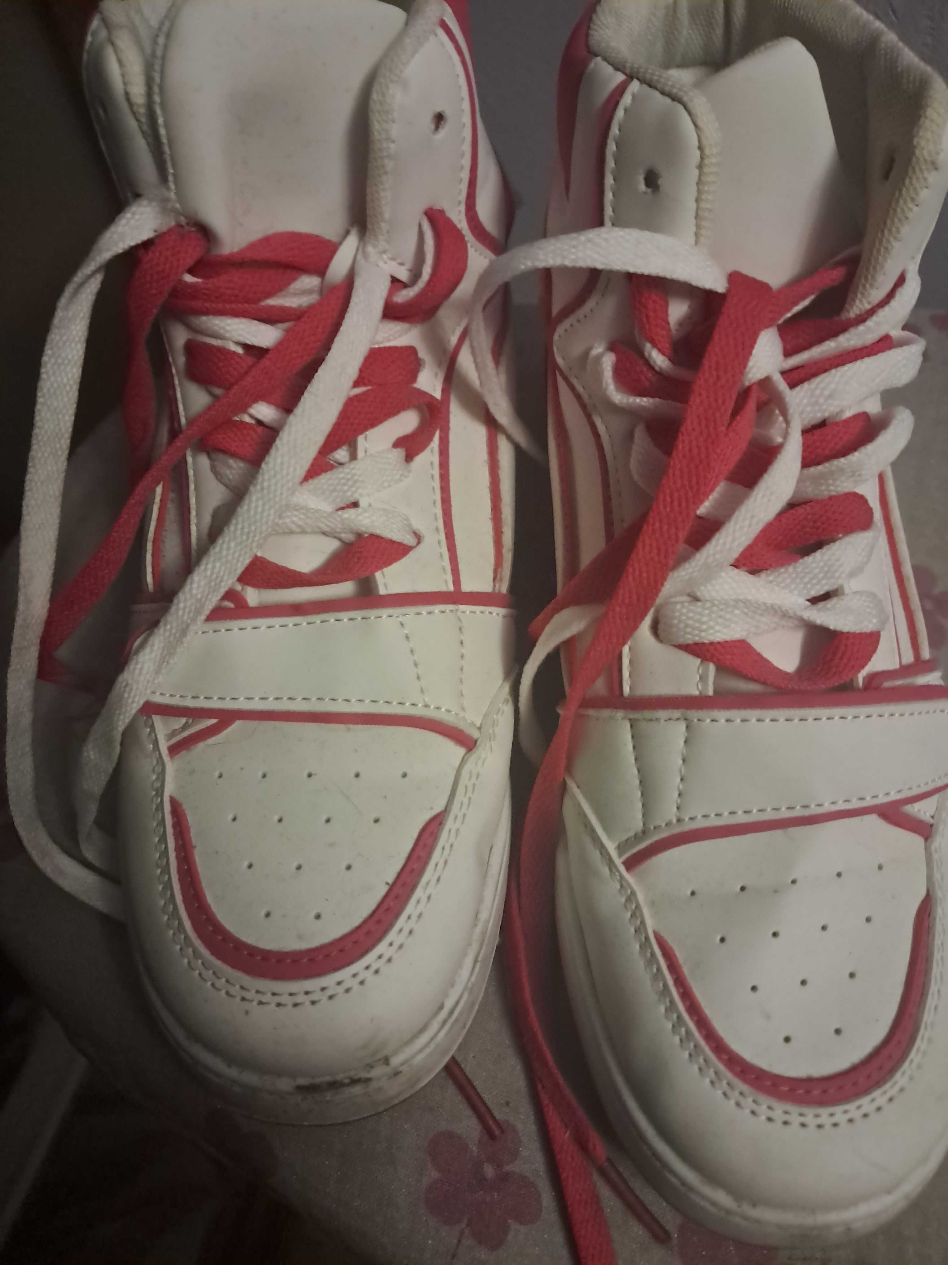 buty sportowe za kostkę