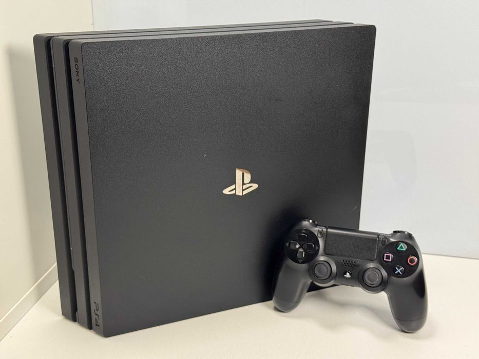 Konsola PlayStation 4 Pro PS4 Pro CUH-7216 1TB z Padem Gwarancja