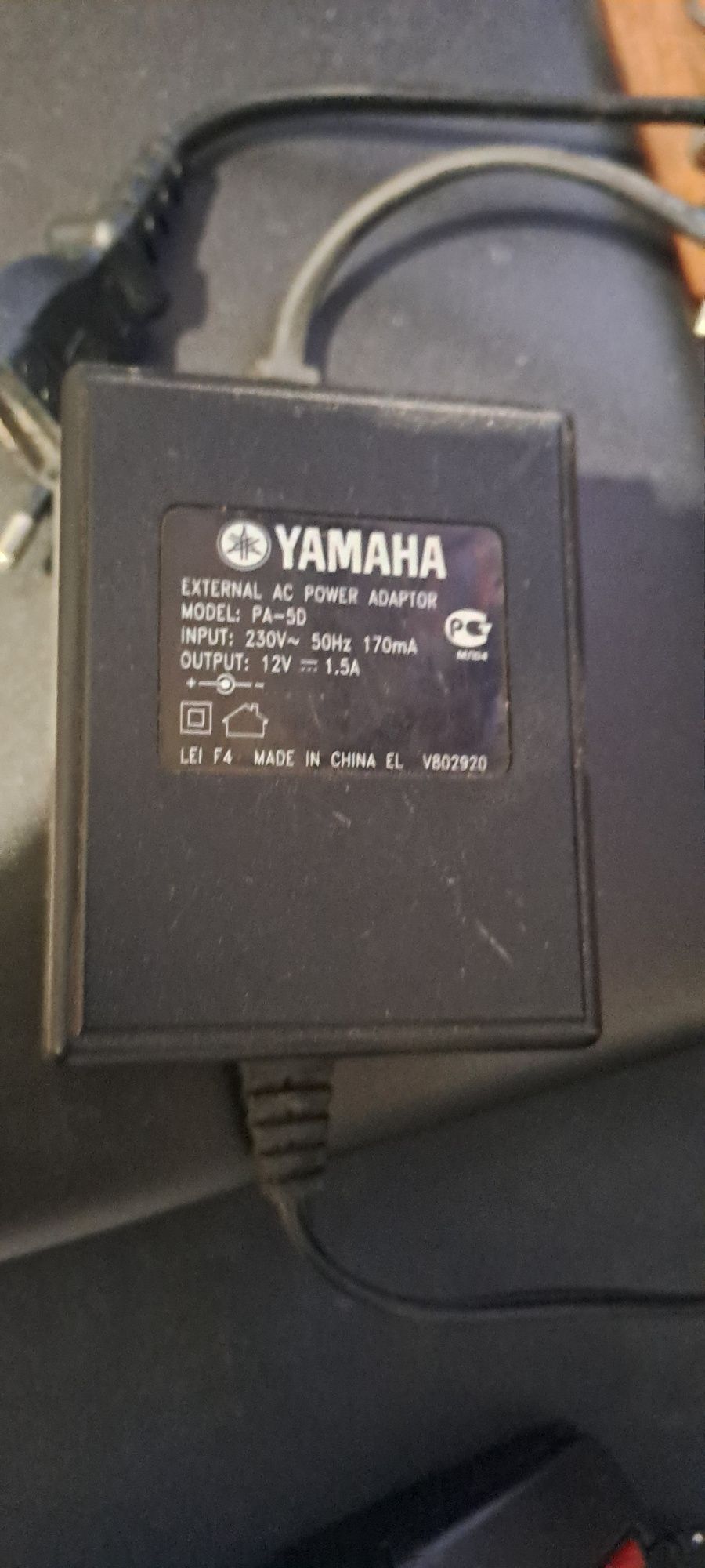 Синтезатор Yamaha PSR-740