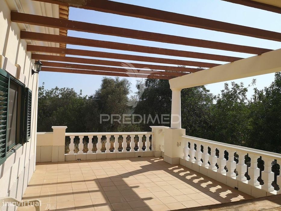 Loulé - moradia com 4 quartos / villa with 4 bedrooms