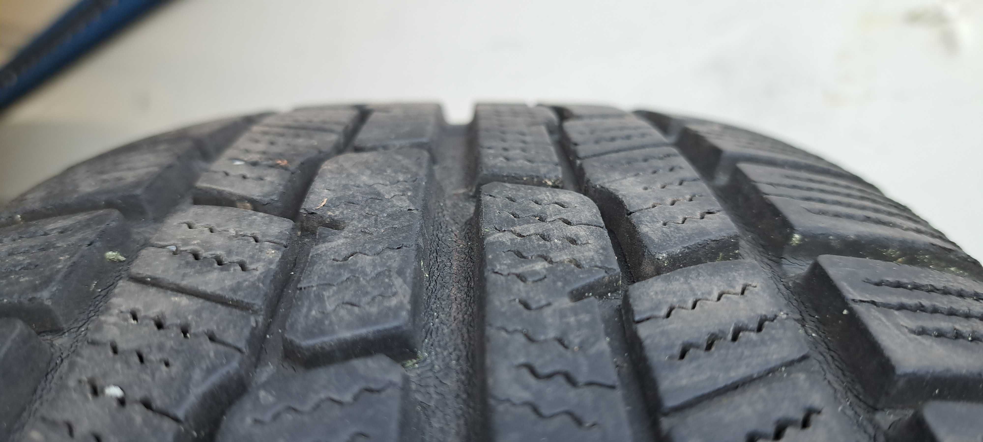 205/60R16 92H Firestone Multiseason - 4 szt. Całoroczne