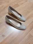 Sprzedam eleganckie buty