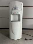 Dystrybutor wody z filtrem RO