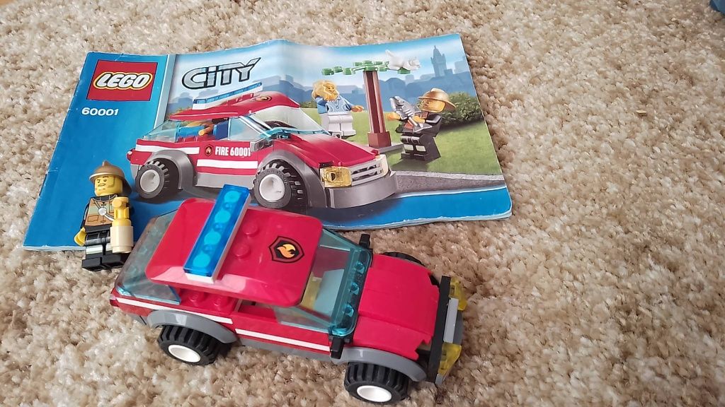 LEGO city częściowy zestaw 60000 i 60001 + instrukcje
