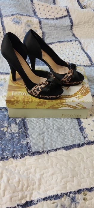 Szpilki materiałowe imprezowe