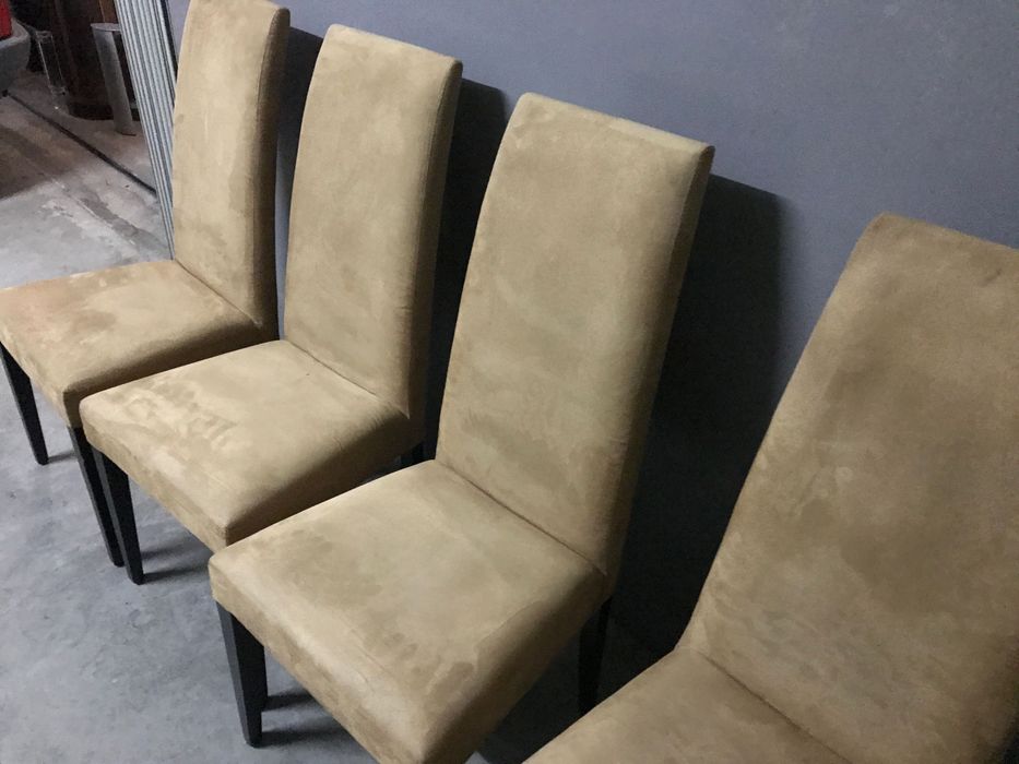 4 Cadeiras de sala de jantar