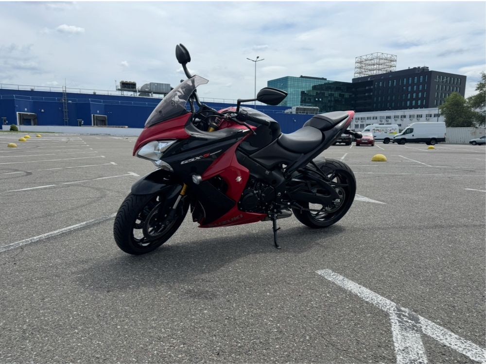 Suzuki GSX-S1000F