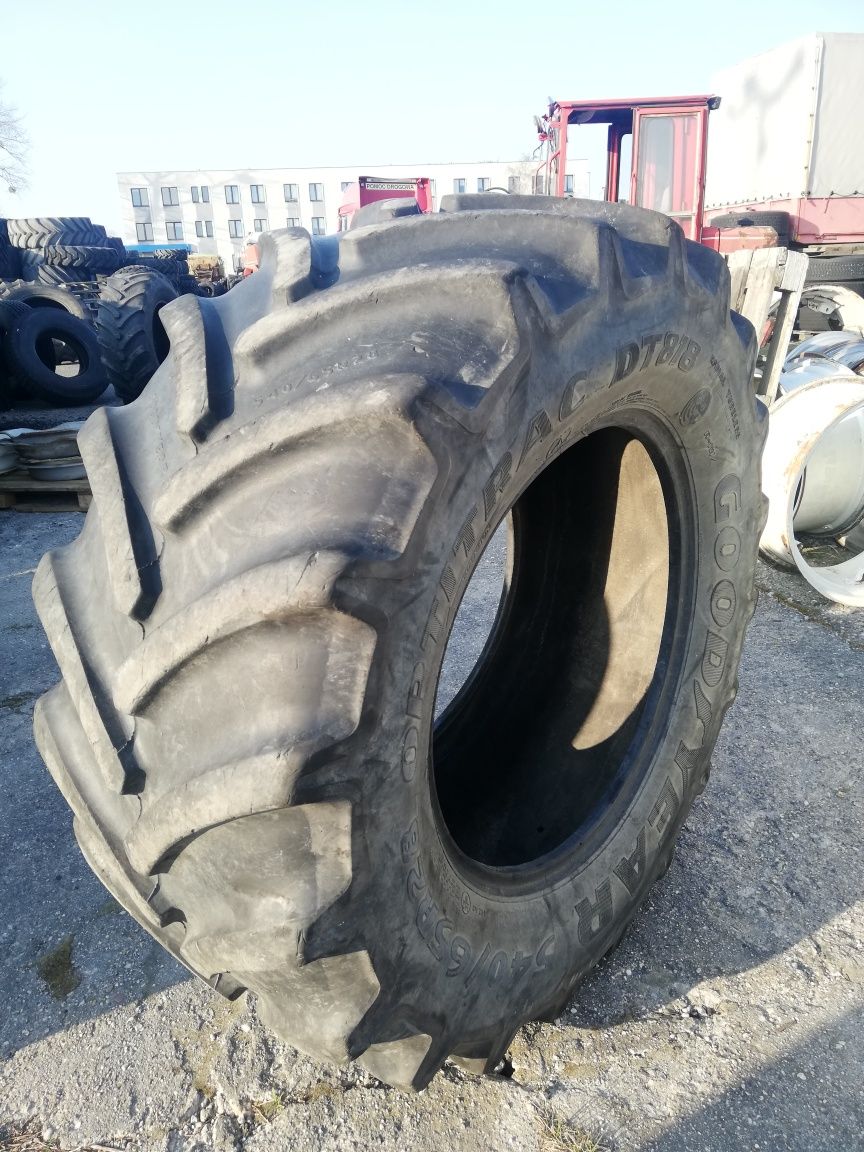 Opona 540/65r28 Goodyear Optitrac DT 818 naprawiana